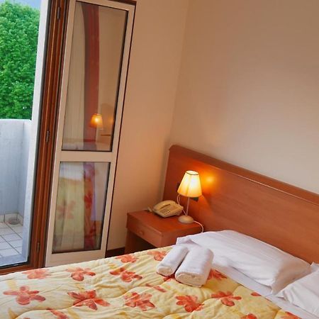 Hotel Vajont Vaiont Bagian luar foto